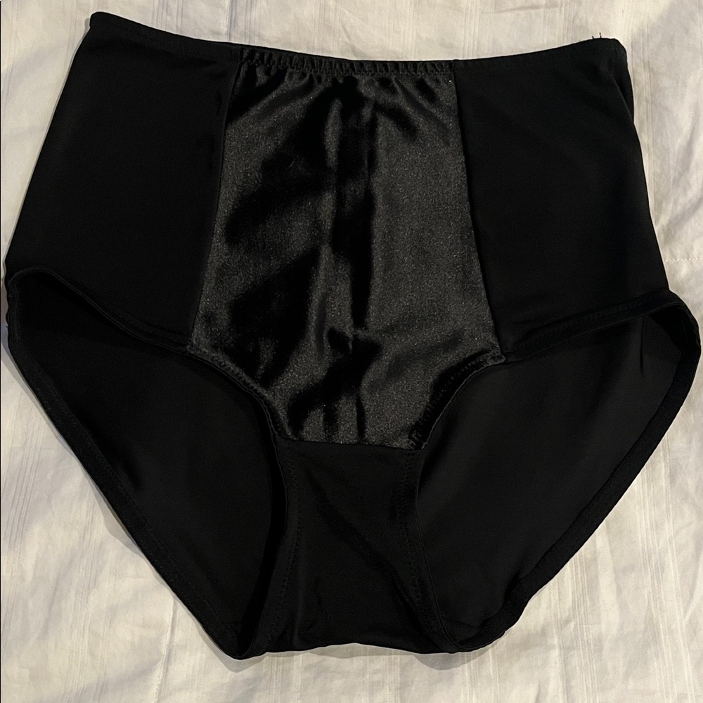MARILYN MONROE Black High-Waisted Panties